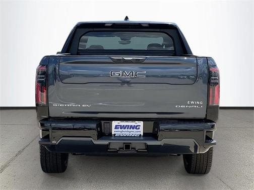 2025 GMC Sierra EV Denali