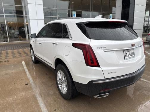 2022 Cadillac XT5 Luxury