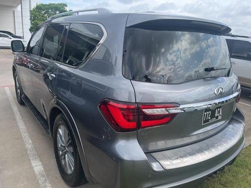 2021 INFINITI QX80 Luxe