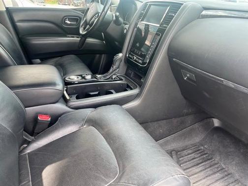 2021 INFINITI QX80 Luxe