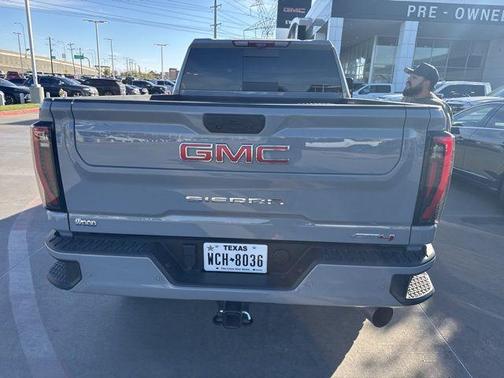 2025 GMC Sierra 2500 AT4