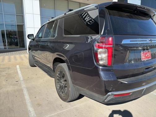 2023 Chevrolet Suburban LS