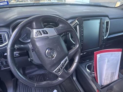 2018 Nissan Titan SL