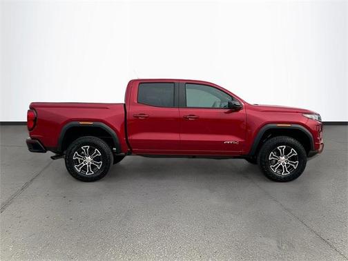 2025 GMC Canyon AT4