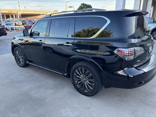 2015 INFINITI QX80 Base
