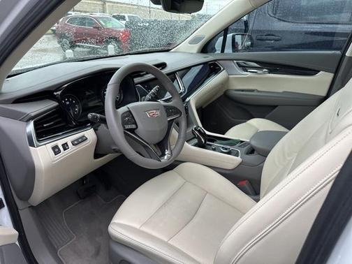 2024 Cadillac XT6 Premium Luxury FWD