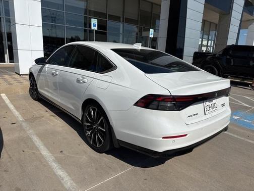 2023 Honda Accord Hybrid Touring