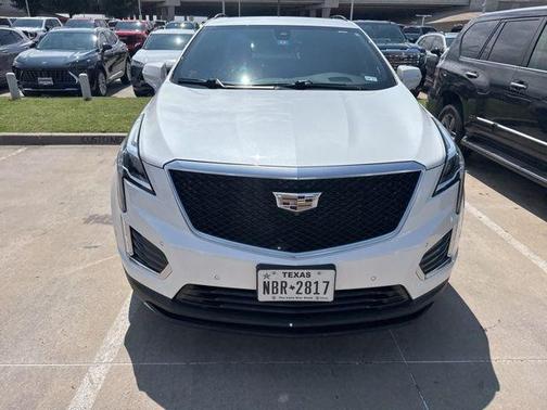 Crystal White Tri-Coat 2020 Cadillac XT5 Sport