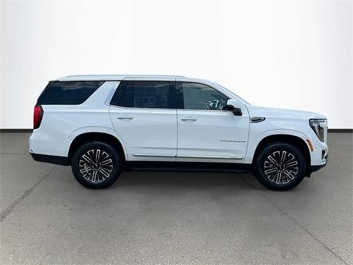 2025 GMC Yukon Elevation