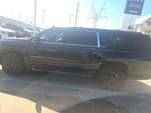 2017 Chevrolet Suburban LT