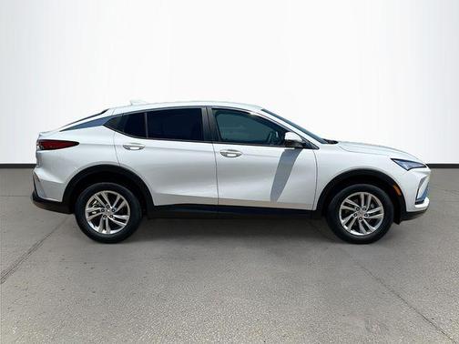 Summit White 2026 Buick Envista Preferred