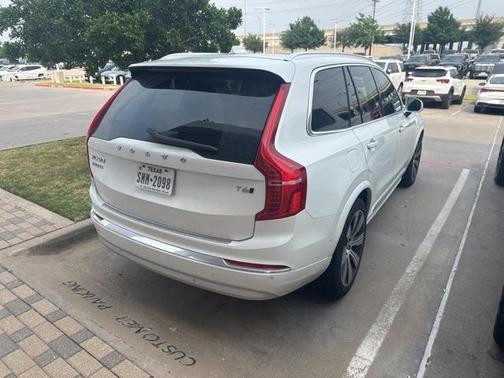 2022 Volvo XC90 T6 Inscription 7 Passenger