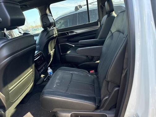 2023 Jeep Wagoneer Series II