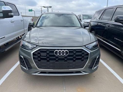 2023 Audi Q5 45 S line quattro Premium