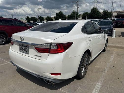 White Pearl 2016 Lexus ES 350 Base