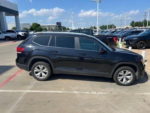 Deep Black Pearl Effect 2019 Volkswagen Atlas 3.6L S