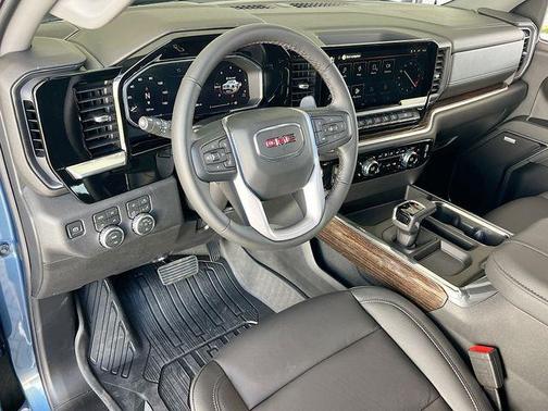 Metallic 2026 GMC Sierra 1500 Elevation
