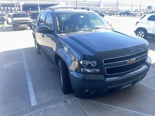 2011 Chevrolet Avalanche 1500 LT