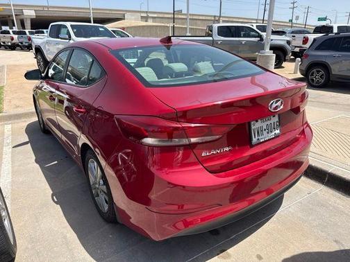Scarlet Red Pearl 2017 Hyundai ELANTRA SE