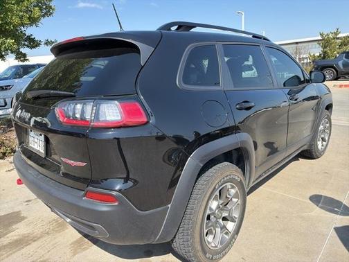 2022 Jeep Cherokee Trailhawk