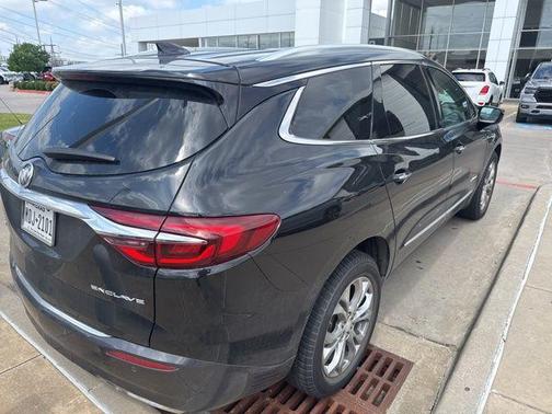 Ebony Twilight Metallic 2019 Buick Enclave Avenir