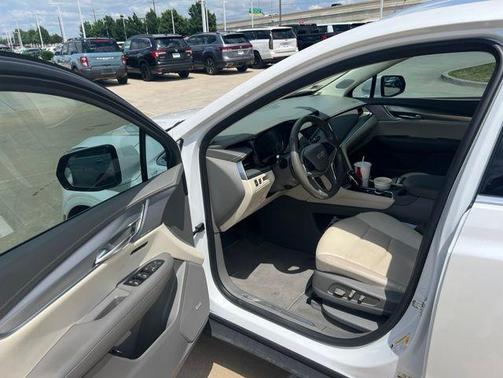 Crystal White 2024 Cadillac XT5 Premium Luxury