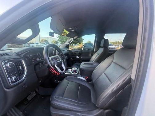 Summit White 2021 GMC Sierra 1500 SLT