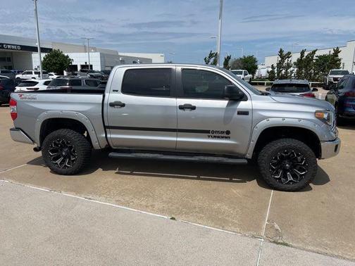 Silver Sky Metallic 2020 Toyota Tundra SR5