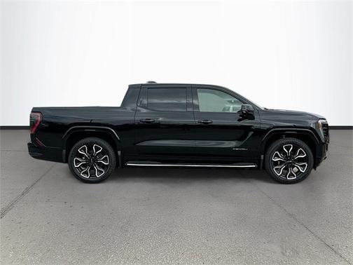 2025 GMC Sierra EV Denali