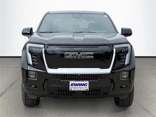 2025 GMC Sierra EV Denali