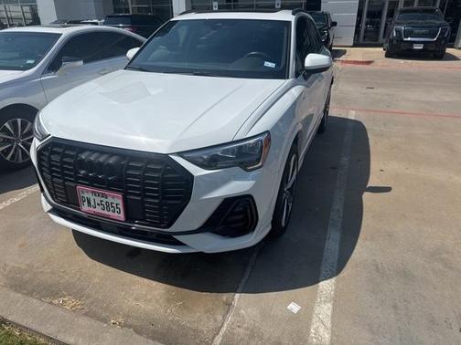 2021 Audi Q3 45 S line Premium