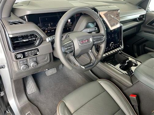 2025 GMC Yukon AT4