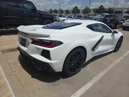 2024 Chevrolet Corvette Stingray w/2LT