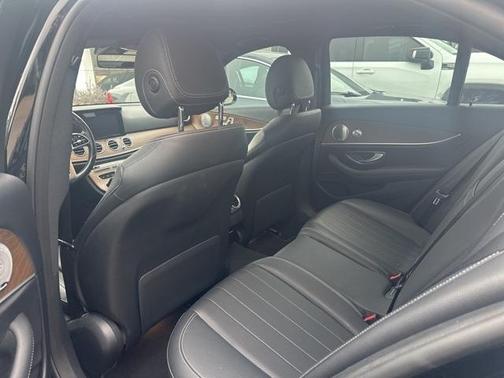 2019 Mercedes-Benz E-Class E 300