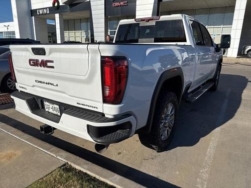 2022 GMC Sierra 2500 Denali