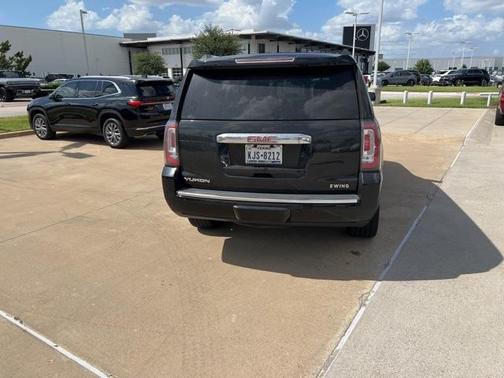 2017 GMC Yukon Denali