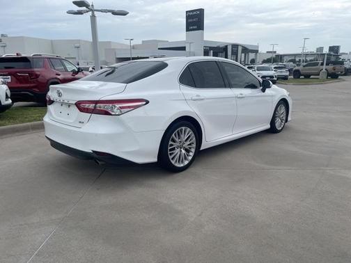 2018 Toyota Camry XLE