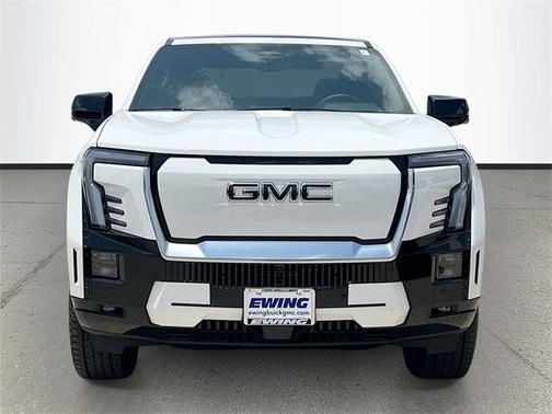 2025 GMC Sierra EV Denali