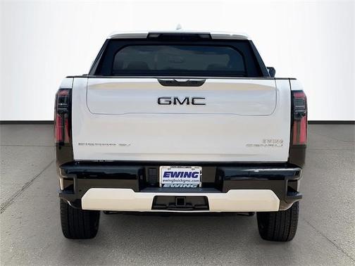 2025 GMC Sierra EV Denali