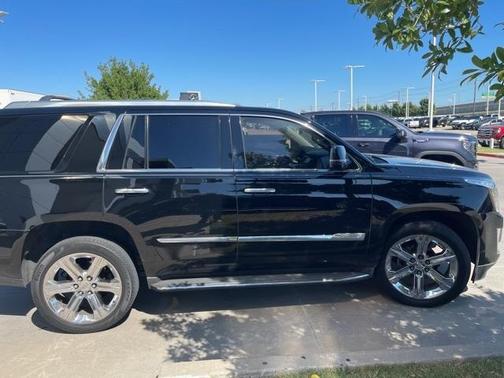 2016 Cadillac Escalade Luxury