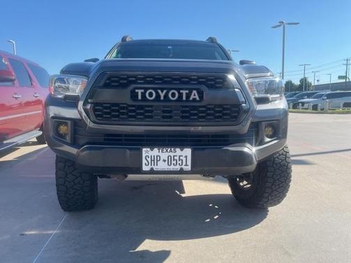 2017 Toyota Tacoma SR5