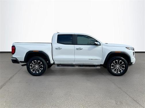2025 GMC Canyon Denali