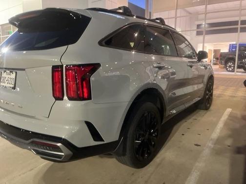 2022 Kia Sorento SX