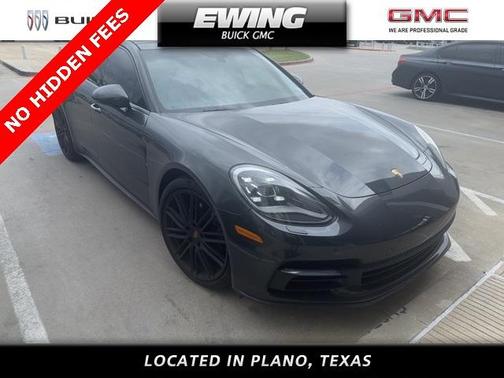 2018 Porsche Panamera Base