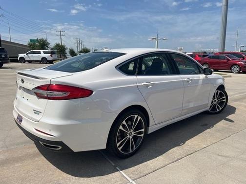 2020 Ford Fusion Titanium
