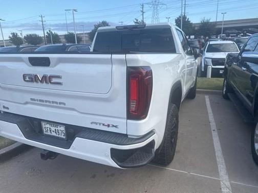 2022 GMC Sierra 1500 AT4X