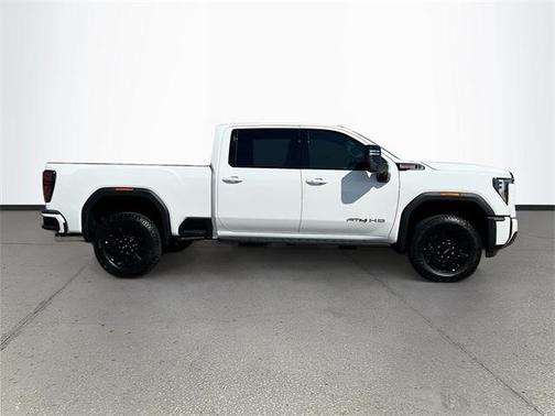 2025 GMC Sierra 2500 AT4
