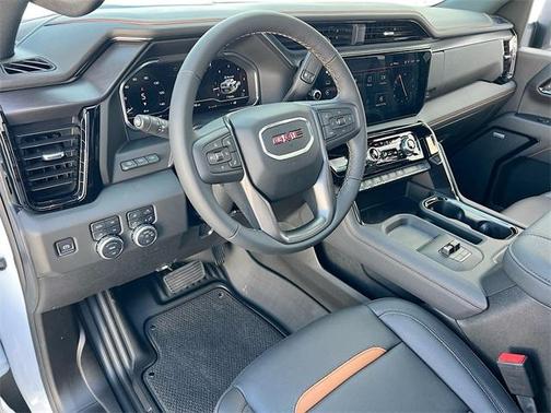 2025 GMC Sierra 2500 AT4