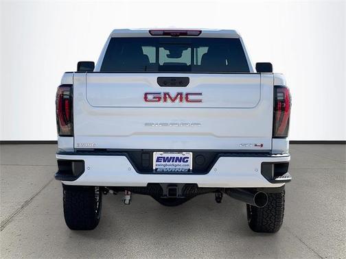 2025 GMC Sierra 2500 AT4