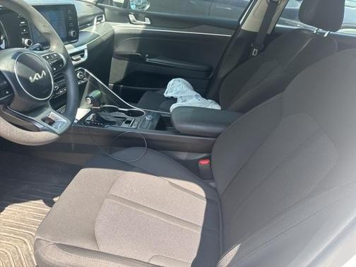 2024 Kia K5 LXS